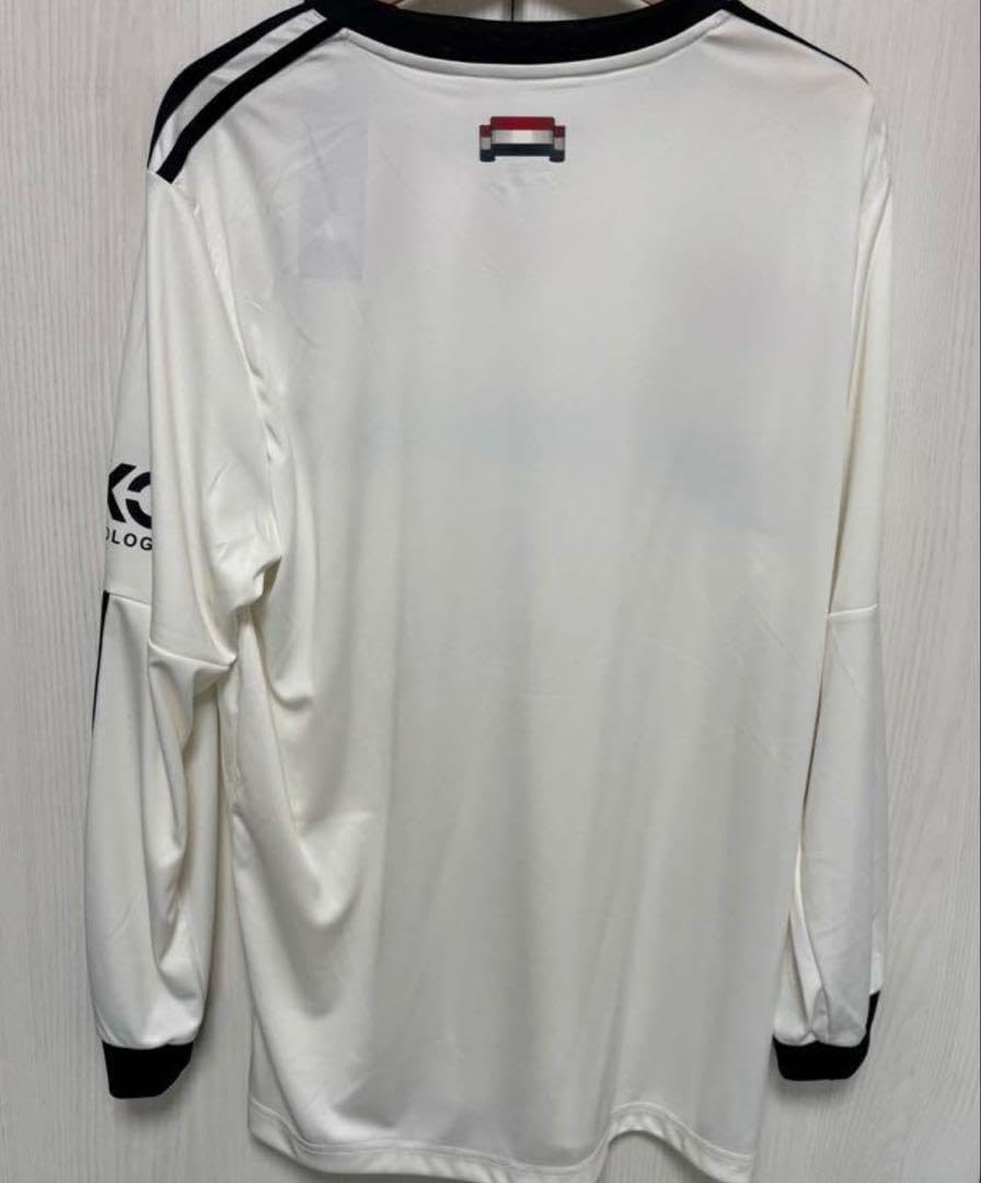 未使用・紙タグ付 ドイツ代表 長袖オーセンティック ユニフォーム